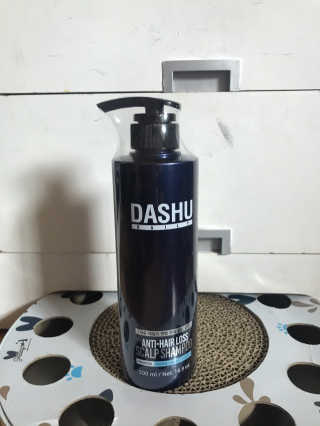 다슈코리아 다슈 데일리 단백질 한방 두피 골드 샴푸 500ml — 3.5점을 준 리뷰어가 2019년 11월 올린 사용 사진
