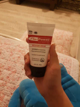 플렉스파워에이더블유에스 리커버리크림 30ml — 4.17점을 준 리뷰어가 2017년 6월 올린 사용 사진