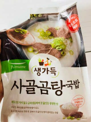 [풀무원] 사골곰탕국밥 황태해장국밥 — 5점을 준 리뷰어가 2018년 5월 올린 사용 사진