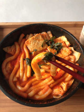 [홍코너떡볶이]옛날떡볶이 인기맛 4팩세트 — 5점을 준 리뷰어가 2019년 11월 올린 사용 사진