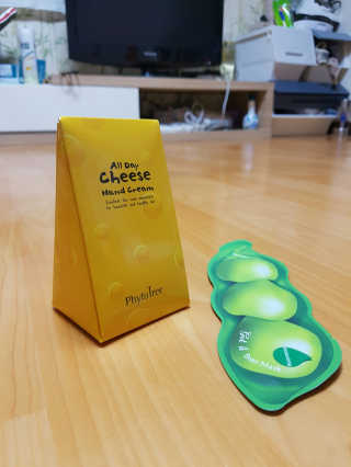 피토트리 치즈핸드크림 — 5점을 준 리뷰어가 2017년 10월 올린 사용 사진