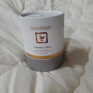 GoodDay Skincare GoodDay 강황크림 50g — 5점을 준 리뷰어가 2019년 12월 올린 사용 사진