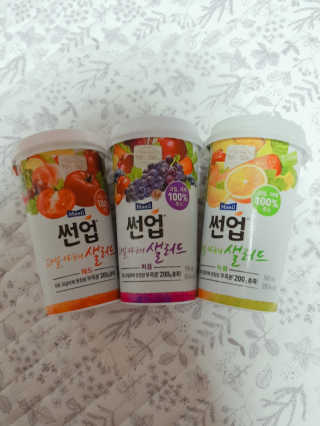 과일야채샐러드 썬업 과일야채 샐러드 3종 — 5점을 준 리뷰어가 2018년 8월 올린 사용 사진