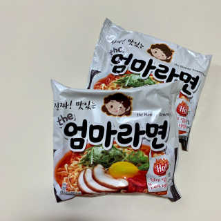라면 그대로가 제일 맛있는 더엄마라면 — 5점을 준 리뷰어가 2019년 7월 올린 사용 사진