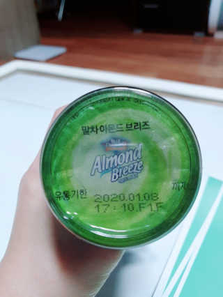 마이카페라떼 말차 아몬드브리즈 7개입 — 4점을 준 리뷰어가 2019년 11월 올린 사용 사진