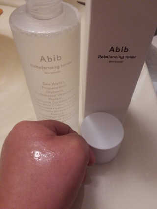 아비브 ABIB REBALANCING TONER SKIN BOOSTER — 5점을 준 리뷰어가 2018년 11월 올린 사용 사진