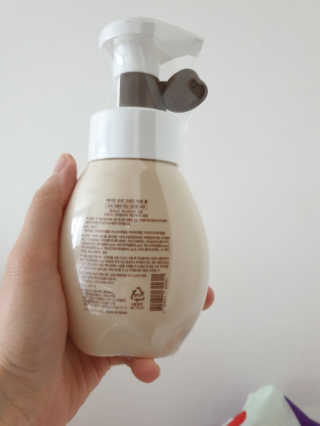 에이밀 슈퍼 그레인 버블 폼 200ml — 3점을 준 리뷰어가 2019년 9월 올린 사용 사진