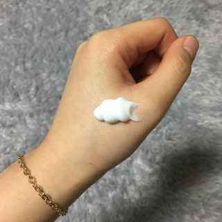 셀라피 에이리페어플러스크림 — 5점을 준 리뷰어가 2018년 4월 올린 사용 사진