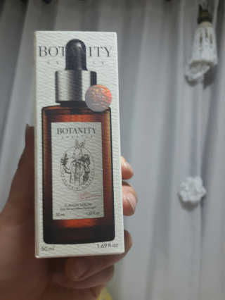 보타니티 [홍]조[진]정[결]케어 플라본 세럼 — 4.33점을 준 리뷰어가 2018년 5월 올린 사용 사진