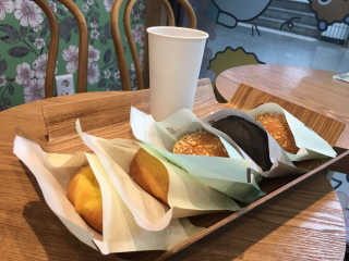 삼송빵집 부천점 [삼송빵집 부천역사점]삼송빵집 특별세트 — 4.5점을 준 리뷰어가 2019년 8월 올린 사용 사진