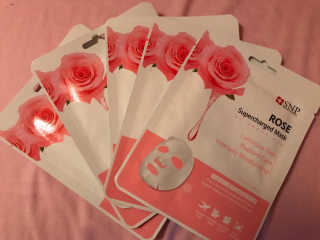 SNP Supercharged Mask_Rose Centifoli Flower — 5점을 준 리뷰어가 2019년 1월 올린 사용 사진