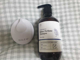 달리프 베러 퍼퓸 샴푸 1000ml 레이니데이 or 일랑로즈 — 4점을 준 리뷰어가 2019년 12월 올린 사용 사진