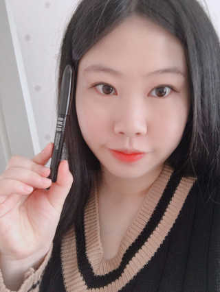 그리드 솔루션 그리드솔루션 워터프루프 리퀴드 아이라이너 — 4.33점을 준 리뷰어가 2018년 3월 올린 사용 사진