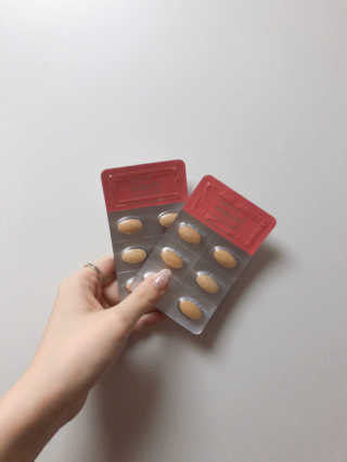 예뻐지는카테킨 예뻐지는 카테킨 1박스 1개월분 — 1점을 준 리뷰어가 2020년 2월 올린 사용 사진