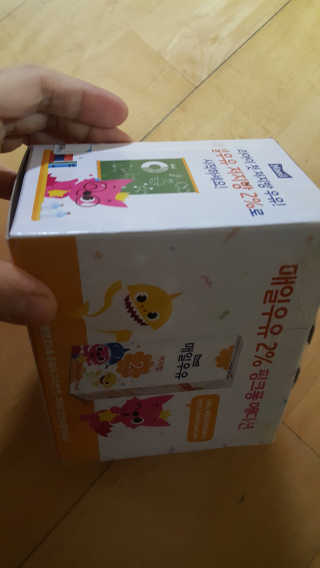매일우유 멸균 매일우유 저지방 2프로 멸균 핑크퐁 에디션 6입 — 5점을 준 리뷰어가 2017년 12월 올린 사용 사진