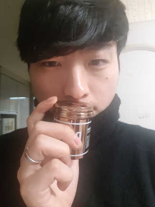 다슈코리아 다슈 스페셜 에디션 와일드 디자인 머클왁스 — 4.33점을 준 리뷰어가 2018년 3월 올린 사용 사진