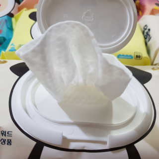 달곰이 물티슈 — 5점을 준 리뷰어가 2019년 2월 올린 사용 사진