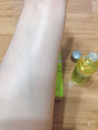 [크나이프] 그레이프씨드 슬리밍 마사지오일 100ml — 5점을 준 리뷰어가 2019년 9월 올린 사용 사진