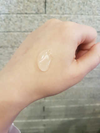 프리티스킨 스네일 올인원 선프라이머 — 5점을 준 리뷰어가 2019년 6월 올린 사용 사진