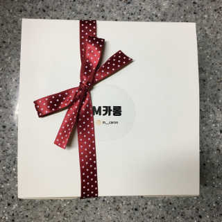 M카롱 반할만큼 달콤한 수제마카롱 — 5점을 준 리뷰어가 2018년 5월 올린 사용 사진