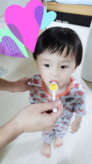 오메가-3스무디 [오메가스무디] 짜먹는 오메가3 DHA 임산부 어린이 — 5점을 준 리뷰어가 2018년 10월 올린 사용 사진