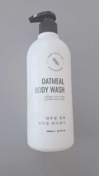 (주)에네스티 내추럴 촉촉  오트밀 바디워시 500ml — 5점을 준 리뷰어가 2019년 8월 올린 사용 사진