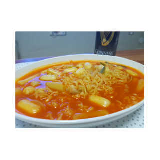 미쓰리떡볶이 just 10 min 패키지 — 4.67점을 준 리뷰어가 2018년 5월 올린 사용 사진