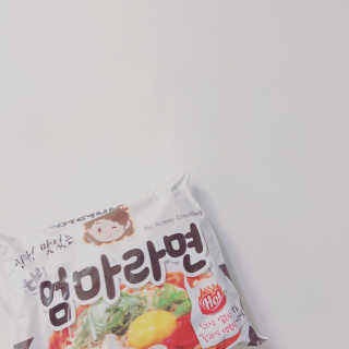 라면 그대로가 제일 맛있는 더엄마라면 — 4점을 준 리뷰어가 2019년 9월 올린 사용 사진
