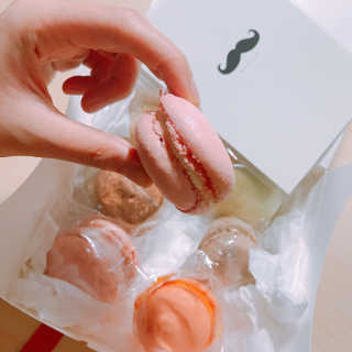 M카롱 반할만큼 달콤한 수제마카롱 — 5점을 준 리뷰어가 2018년 5월 올린 사용 사진