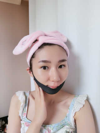 어웨이크어슬립 어슬립 페이스 리프트업 밴드 — 5점을 준 리뷰어가 2018년 6월 올린 사용 사진