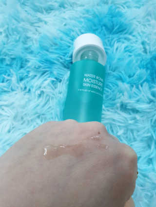 오지아이 워터 밤 모이스처 스킨 에센스 180ml — 5점을 준 리뷰어가 2019년 12월 올린 사용 사진