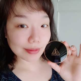 지고트 미네랄 UV 스네일 쿠션 리필포함 — 4점을 준 리뷰어가 2019년 8월 올린 사용 사진