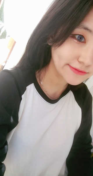 아이소이 불가리안 로즈 인텐시브 리프팅 세럼 20ml 탄력세럼 — 4점을 준 리뷰어가 2018년 11월 올린 사용 사진