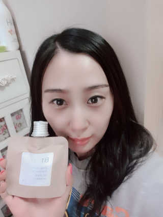 톤28 유기농 블루라이트 방어 UV 차단거리 건성용 B1 — 5점을 준 리뷰어가 2019년 5월 올린 사용 사진