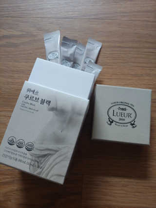 [하우투잇] 뤼에르 쿠르브 블랙 10ml x 30포 총 300ml — 5점을 준 리뷰어가 2020년 3월 올린 사용 사진