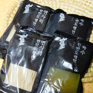 한반도키친 집에서 먹는 정통 평양냉면, 한반도랭면 — 5점을 준 리뷰어가 2019년 7월 올린 사용 사진