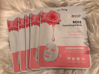 SNP Supercharged Mask_Rose Centifoli Flower — 5점을 준 리뷰어가 2018년 12월 올린 사용 사진