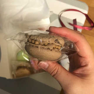 M카롱 반할만큼 달콤한 수제마카롱 — 1점을 준 리뷰어가 2018년 5월 올린 사용 사진