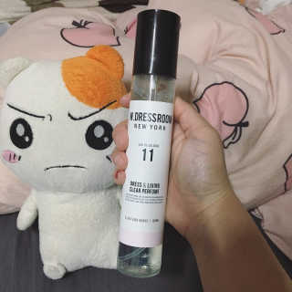 더블유드레스룸 신규향 드레스퍼퓸150ml — 4.67점을 준 리뷰어가 2018년 8월 올린 사용 사진