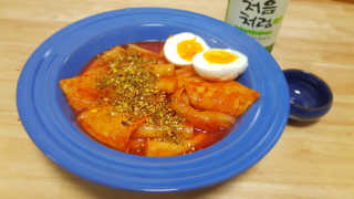 두번째 국떡 국가대표 떡볶이 1팩 + 영미칩 2봉 증정 — 5점을 준 리뷰어가 2019년 2월 올린 사용 사진