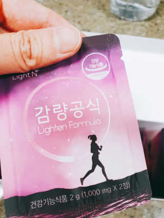 [감량공식] 다이어트 건강기능식품 신규 캠페인 — 5점을 준 리뷰어가 2020년 3월 올린 사용 사진