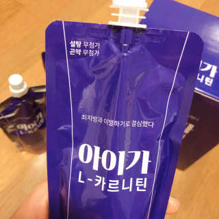 오엔엘 아이가 L-카르니틴 2박스 — 5점을 준 리뷰어가 2019년 3월 올린 사용 사진