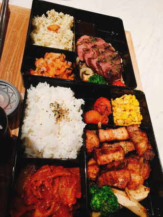 [오스테끼]마약삼겹+김치볶음밥or마약삼겹+제육볶음 — 5점을 준 리뷰어가 2019년 3월 올린 사용 사진