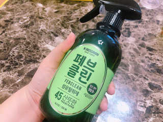 더블유드레스룸 페브클린 500ml — 4.67점을 준 리뷰어가 2018년 8월 올린 사용 사진