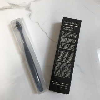 the naked object 디블랙팩치약 디블랙칫솔 세트 — 4점을 준 리뷰어가 2019년 1월 올린 사용 사진