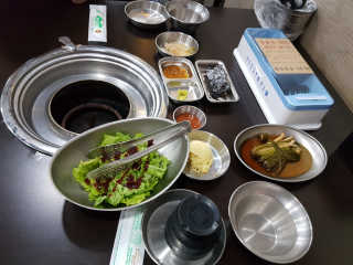 [두툼갈비] 두툼갈비 2인분 + 매콤치즈버섯 set — 4.33점을 준 리뷰어가 2018년 8월 올린 사용 사진