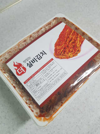 땡땡쿡 더 맛있게 매운 더 실비김치 1.2kg — 5점을 준 리뷰어가 2019년 7월 올린 사용 사진