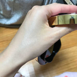 브이티 코스메틱 VT 리얼 콜라겐 팩트 — 2.5점을 준 리뷰어가 2017년 4월 올린 사용 사진