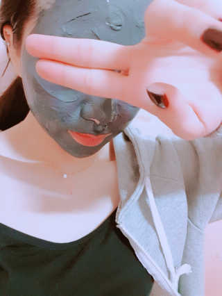 스킨스보니 요구르트 보니미니 워시오프 머드팩 — 5점을 준 리뷰어가 2017년 10월 올린 사용 사진