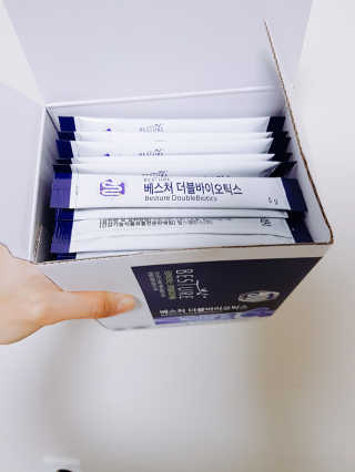 베스처 더블바이오틱스 100포 x 1박스 — 5점을 준 리뷰어가 2019년 7월 올린 사용 사진